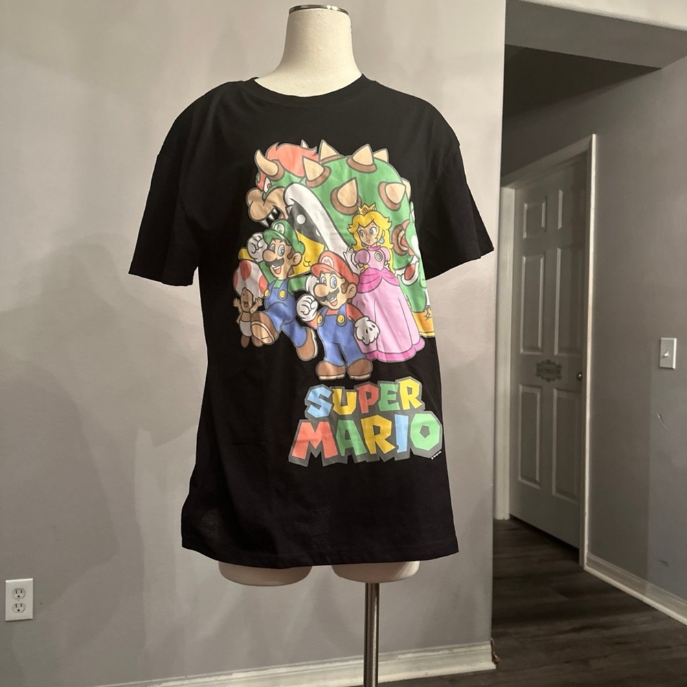Super Mario Black Graphic T-Shirt